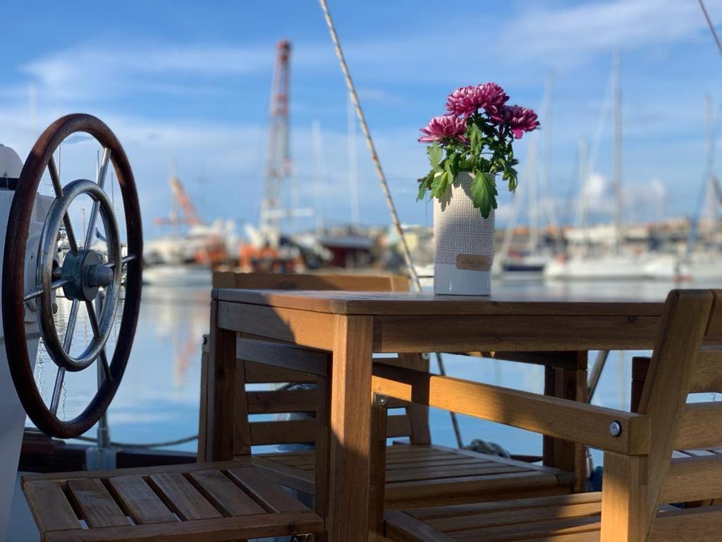 Hotel Sailing Nights Boat&Breakfast Alghero Exterior foto